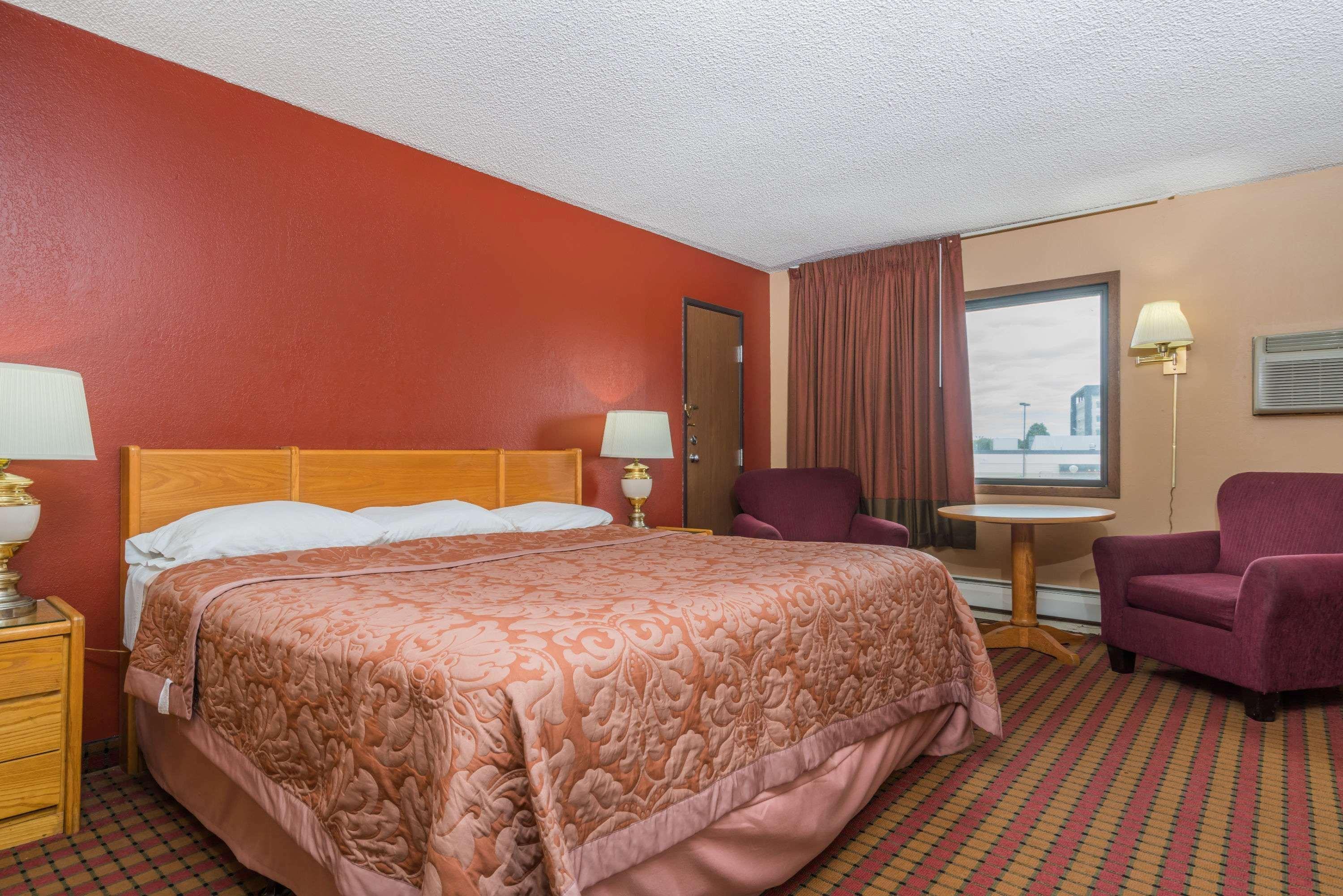 Hotel Super 8 By Wyndham Brooklyn Center/Mpls Extérieur photo