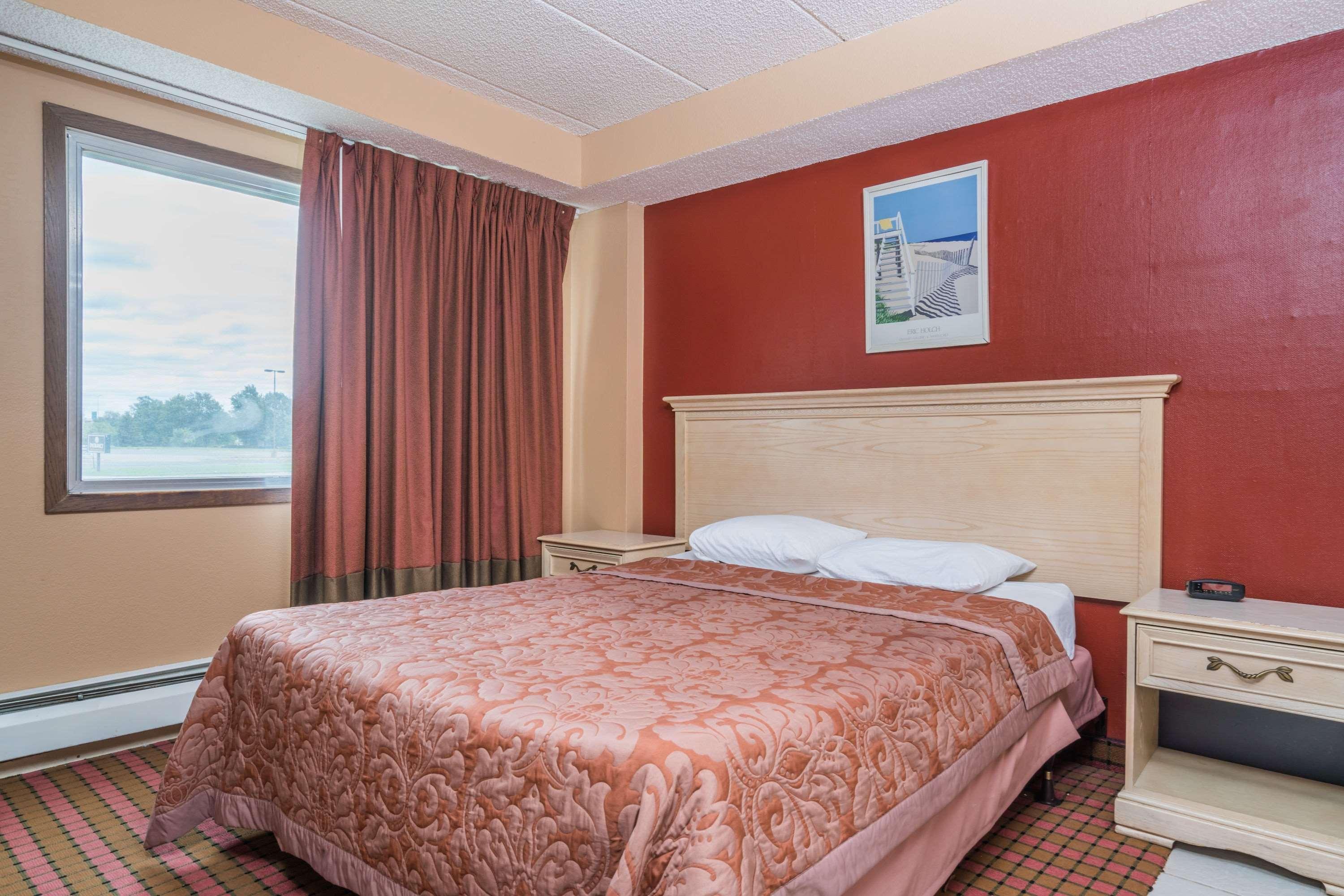 Hotel Super 8 By Wyndham Brooklyn Center/Mpls Extérieur photo